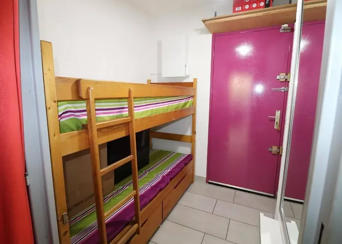 Apartment Au Rdc Avec Terrasse, Piscines, Parking Prive Et Proche De La - Fr-1-307-186 *